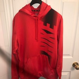 Nike ThermaFit Sweater